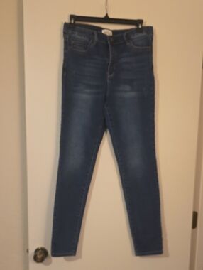 Nicole Miller Women's Dark Blue Skinny Jeans